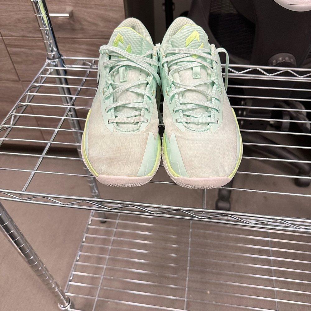 Nike Precision 6 Mint Foam - Picture 2 of 14